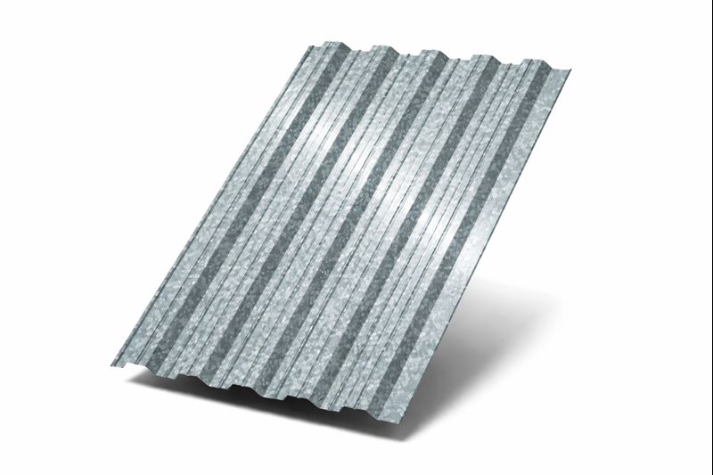 Несущий профнастил на складе (пример)