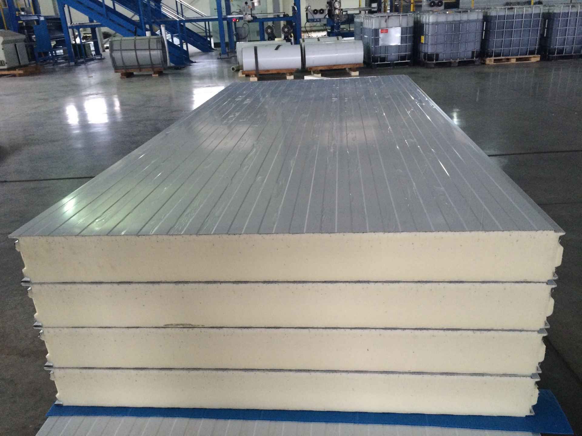 Сэндвич-панели PIR для холодильных камер