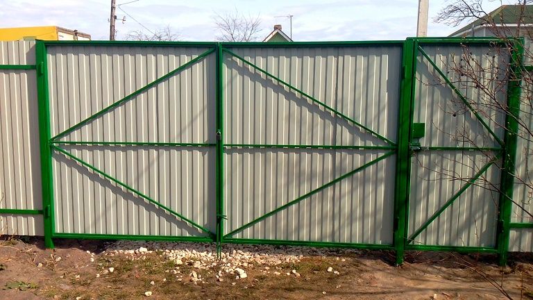 Столбы для ограждений